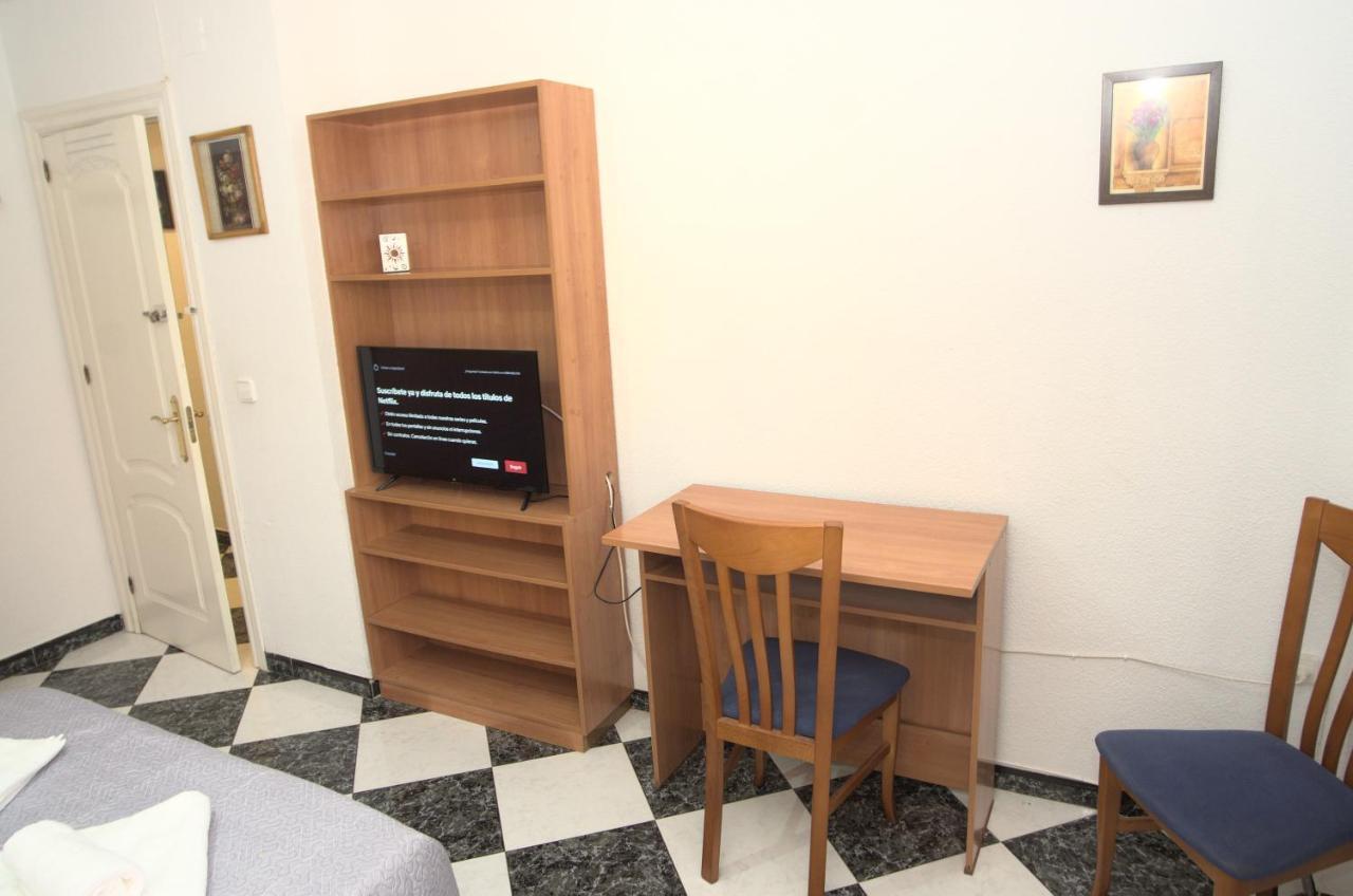 Habitacion En El Corazon Del Centro De Màlaga Exteriér fotografie